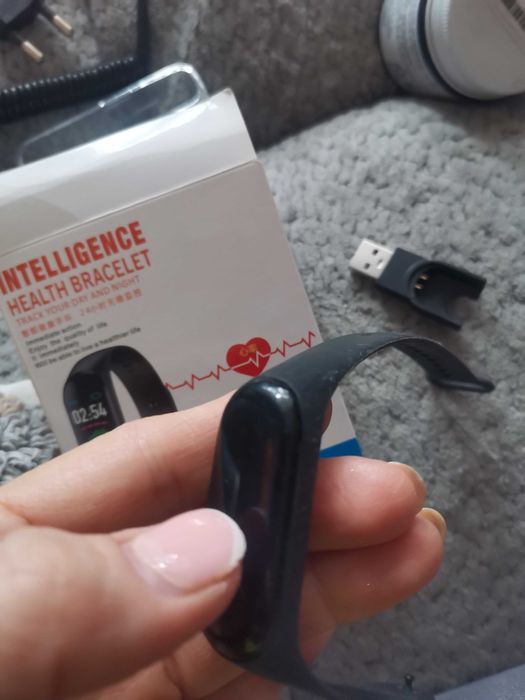 Продам фитнес часы