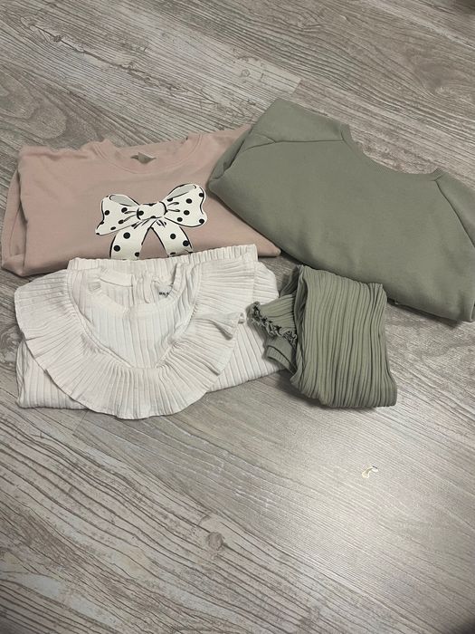 запазени дрехи за момиче 3-4 години