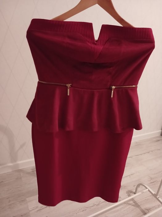 Продам женские платья