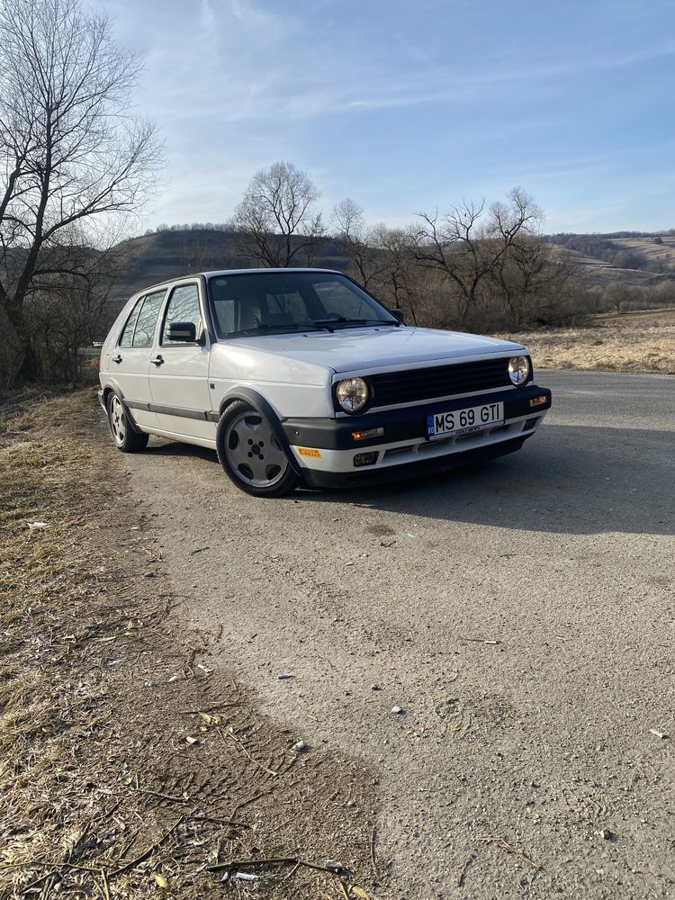 Volkswagen golf 2