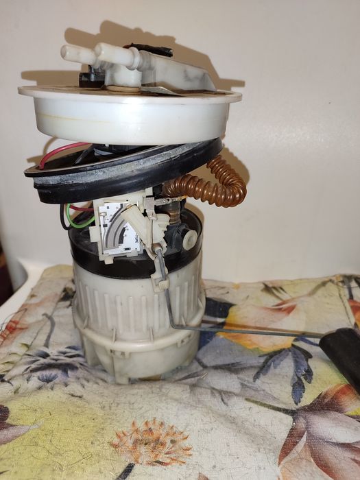 Мазда 3. Форд Фокус 2. Бензостанция. Бензонасос. Оригинал. Из Японии