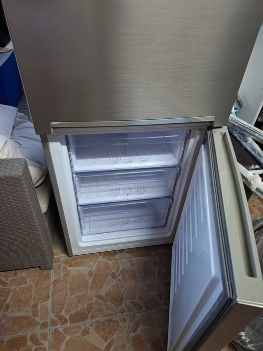 Combina frigirifica Beko