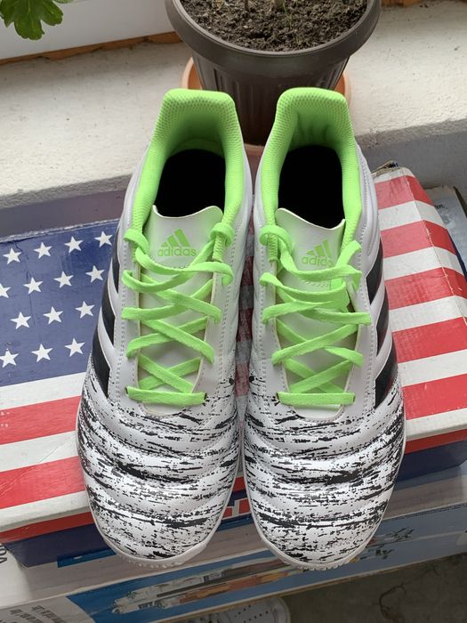 Два чивта нови мъжки зимни обувки и маратонки 44,45