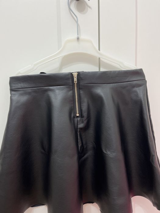 Fusta imitatie piele, H&M, 9ani