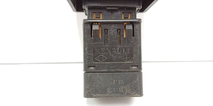 Buton avarie Dacia Logan prima generatie