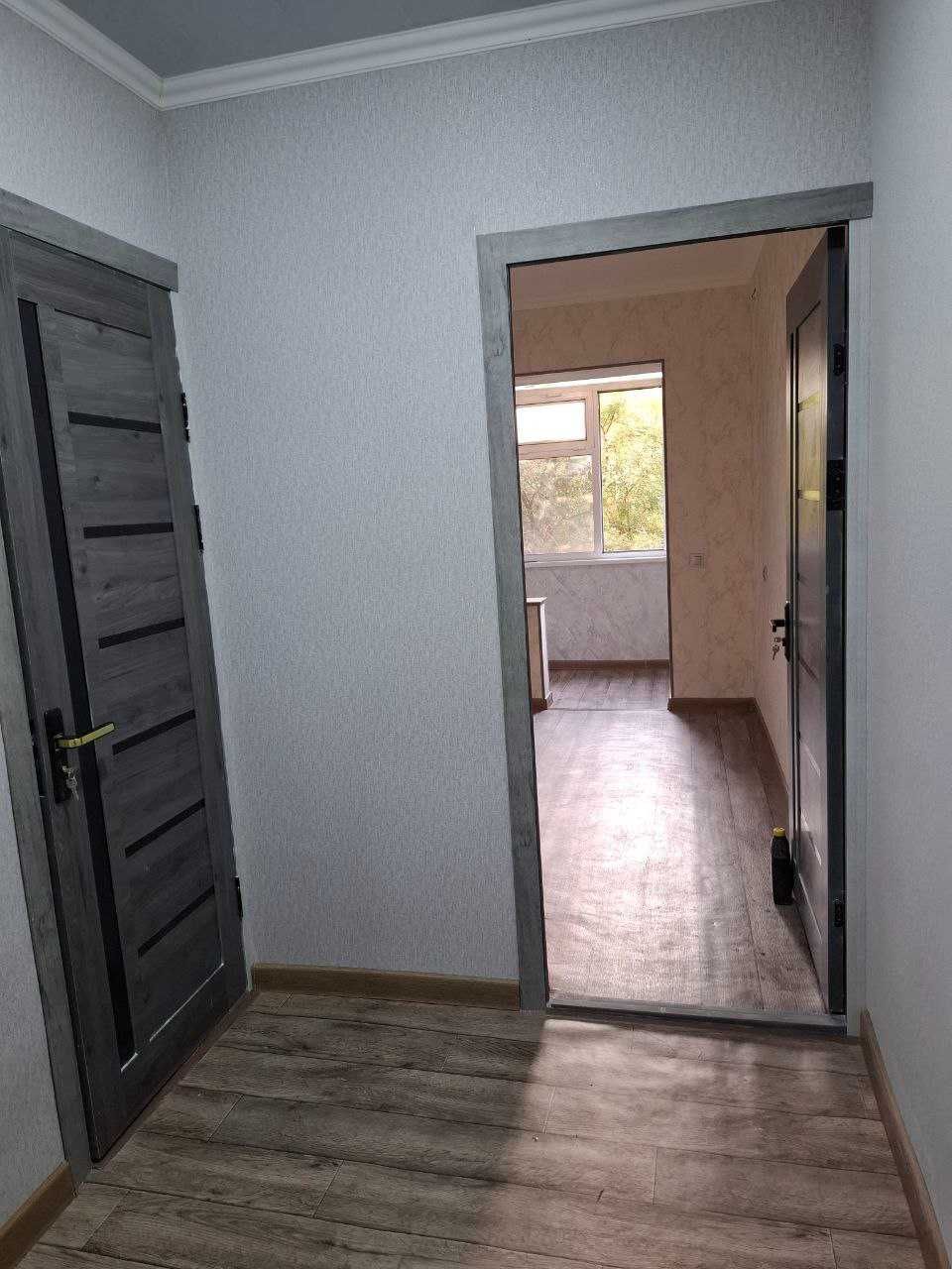 Корасув Лисунова 1/2/4, балкон 1*3, с ремонтом