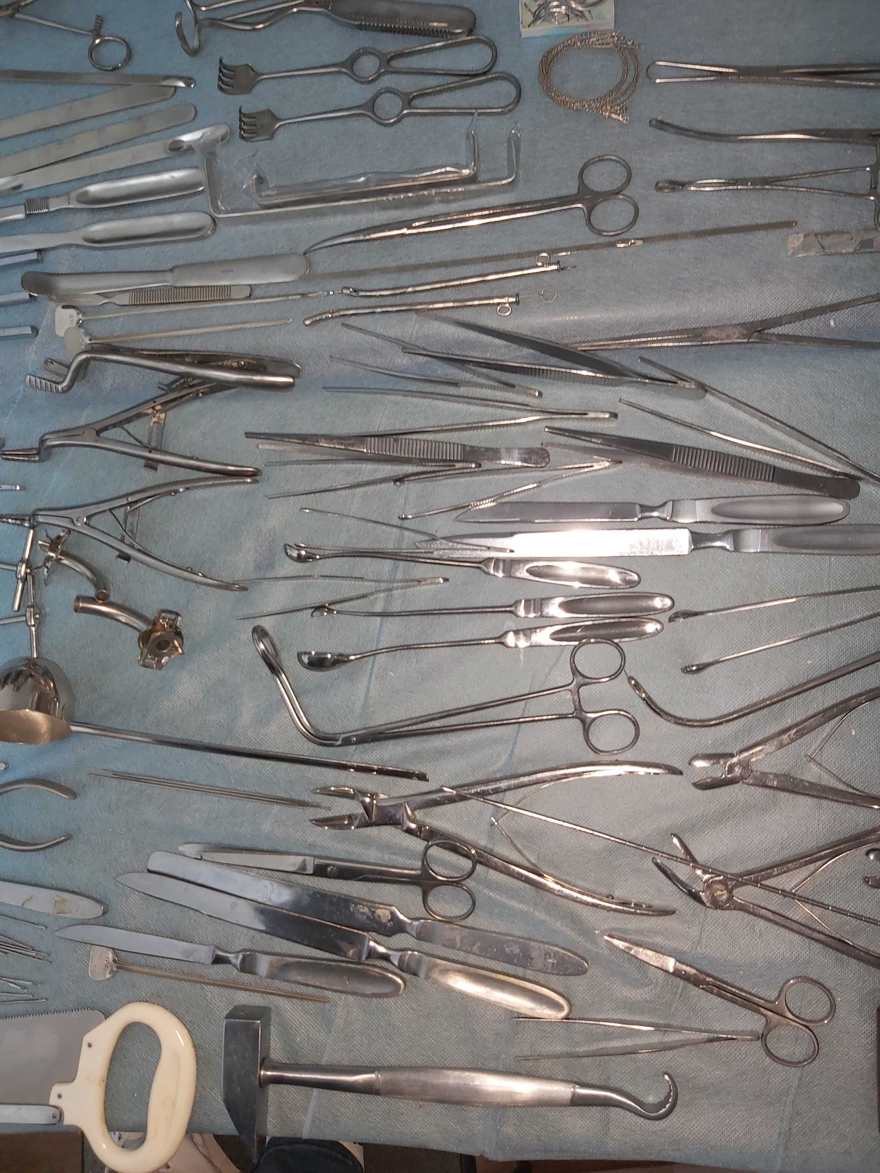 Хирургические инструменты(зажимы,пинцеты,скальпель)операционные наборы