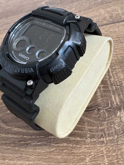 Ceas cronograf digital Casio W-735H