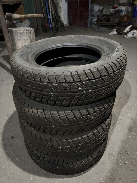 Зимние шины на 14 185/65/14