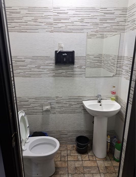 Продается, 1 линия  Боткино 200 кв, коммерческое помещение,Паркентский