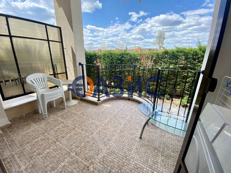 Студио на първа линия море," премиер Форт Бийч", Свети Влас, България,