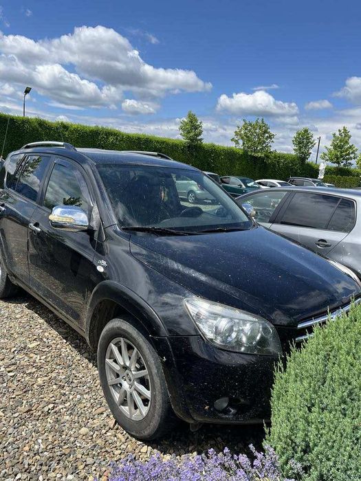 Vând Toyota rav 4 , 4x4