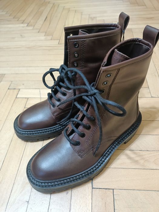 Ghete de piele naturala Zara, 38