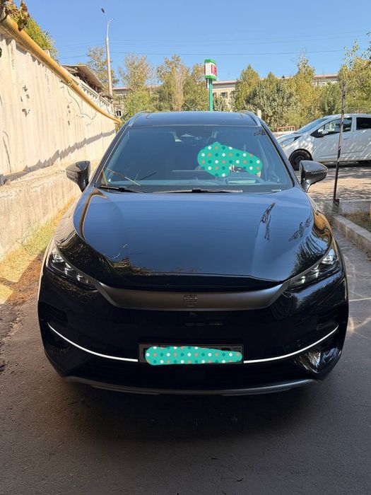 Срочно Byd tang 2022-23 йил соилад энг фулли.и.
