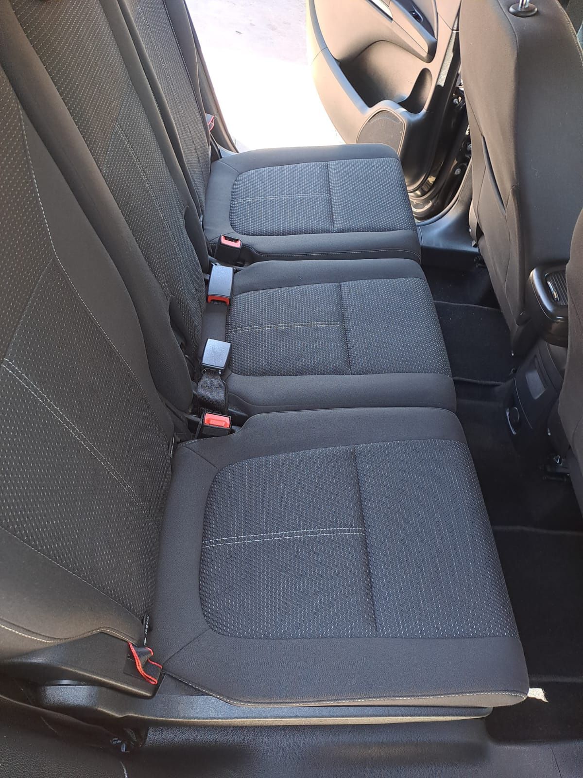 Opel zafira 2.000
