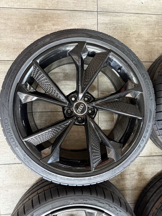 Jante noi AUDI A8 - 5x112 R21 cu anvelope noi 275/35 R21 KUMHO ECSTA
