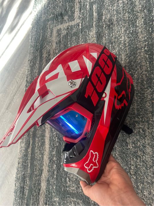 Vând schimb cizme si cască