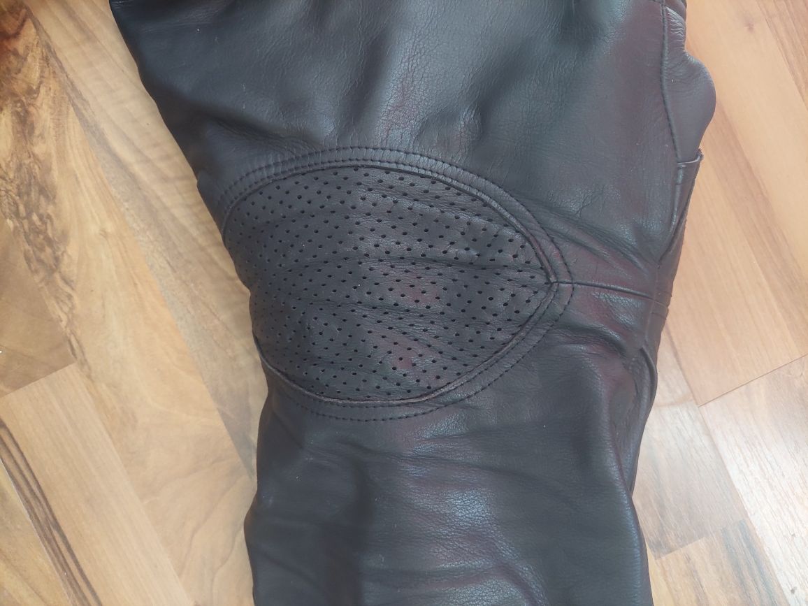 Pantaloni moto-sport de barbat din piele,IXS ,mărime mare