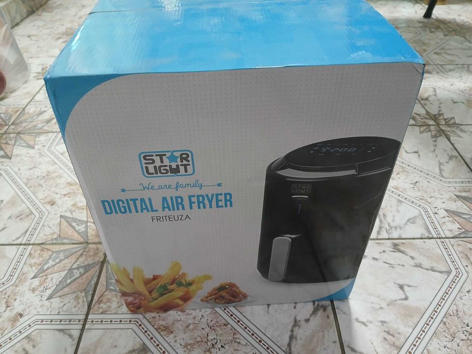 Friteuza Star-Light Airfryer DAFB-2613BL, 1300W, 2.6L - Sigilat!
