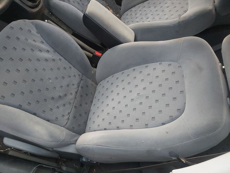 Сеат Толедо 1.9 TDI  90 к.с 2001 година