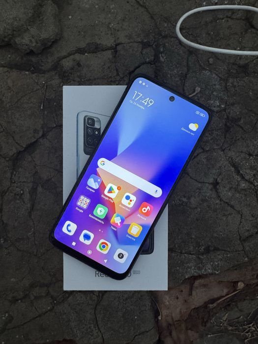 Продам редми10 в идеальном состоянии