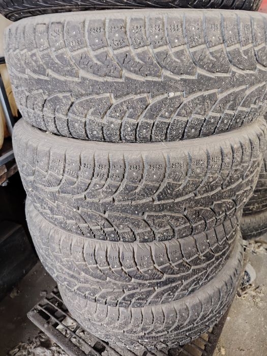 Продам шины R 17