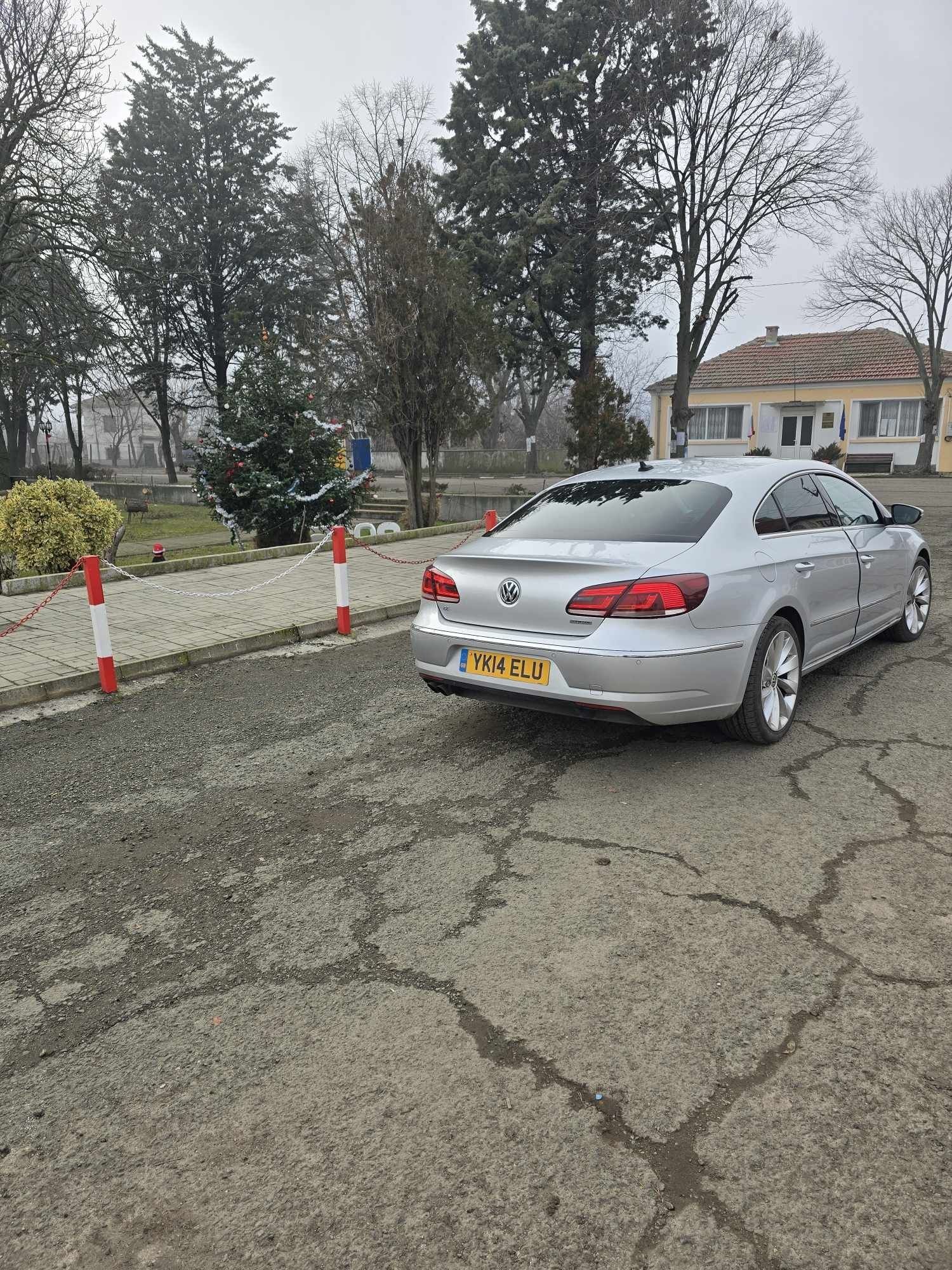 VW CC 2014,2.0 DIESEL с десен волан