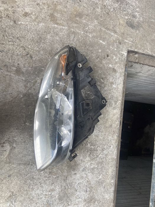 Far dreapta audi a4 b7