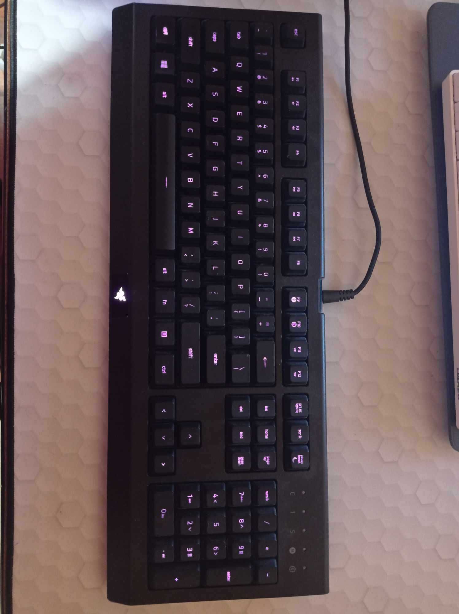 tastatura razer + mousepad