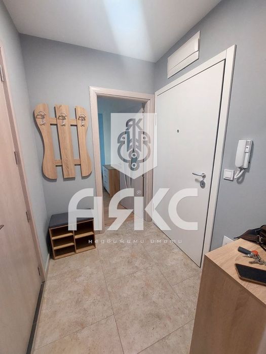 Двустаен напълно обзаведен апартамент в кв. Бъкстон