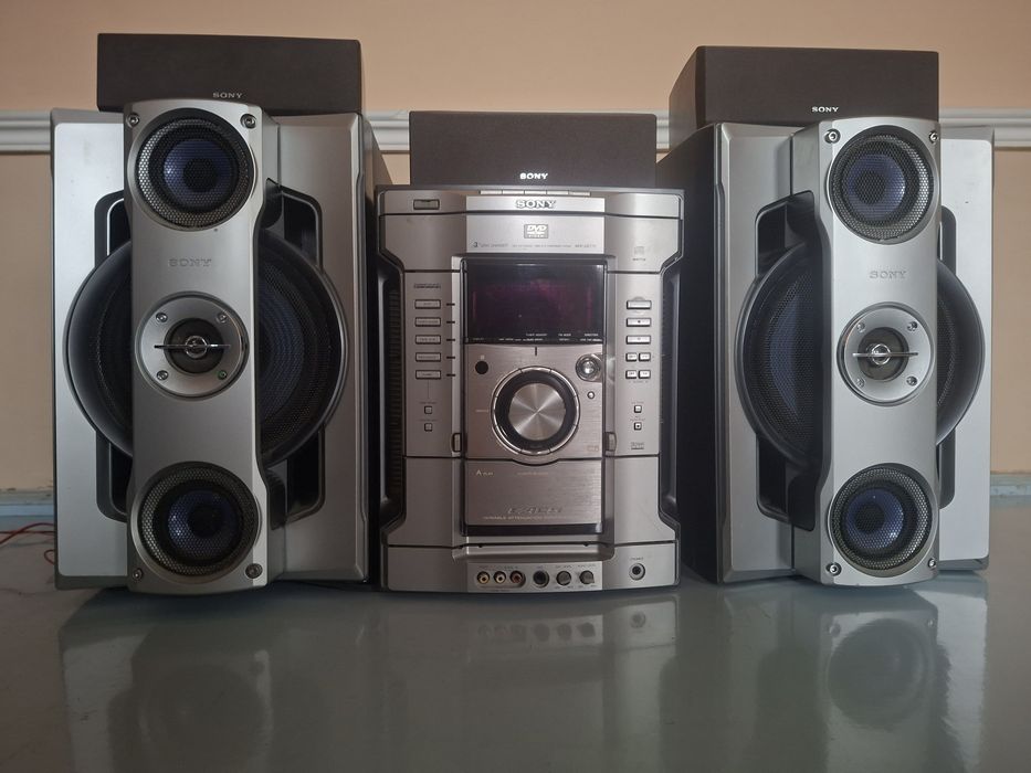 Музыкальный центр Sony . Оригинал Япония