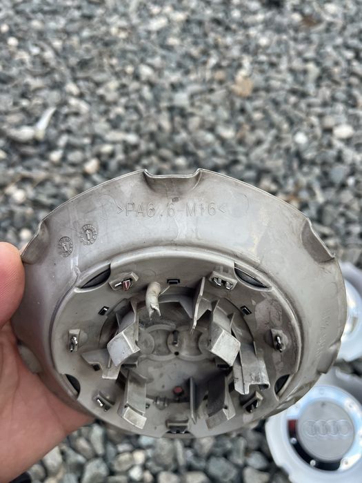 Capace audi jante aluminii