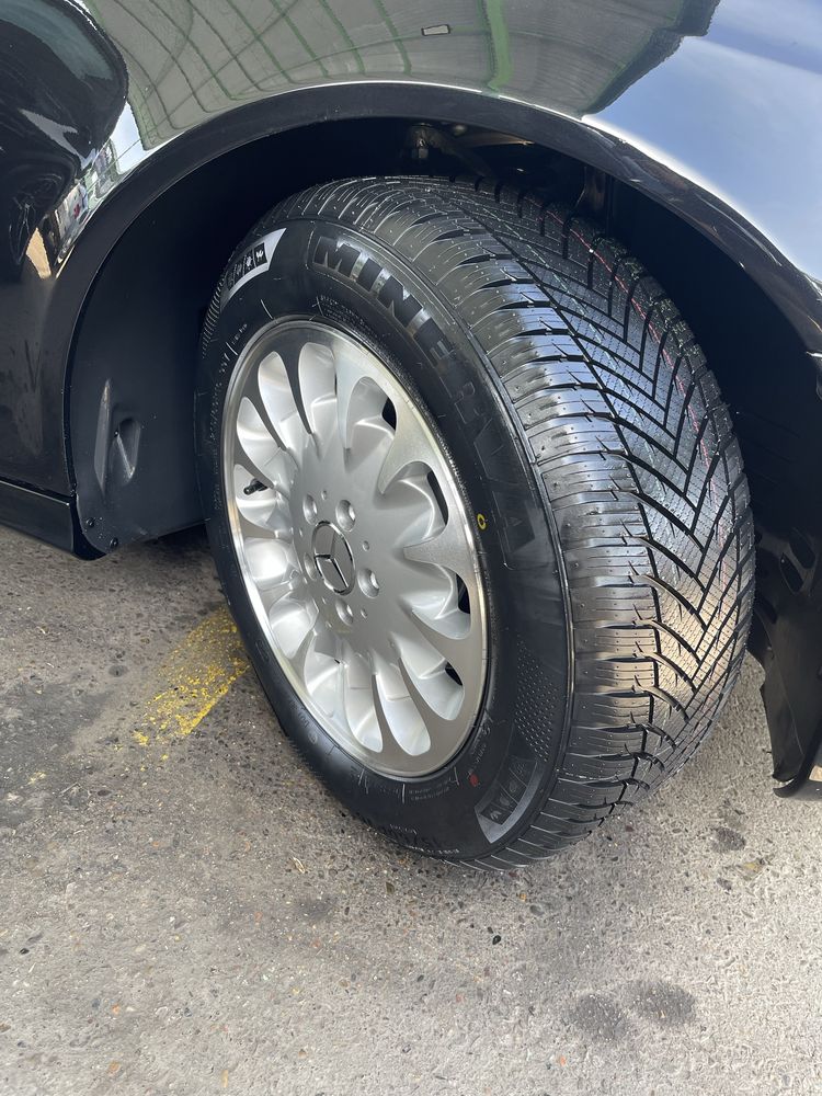 211 Mersades Benz srocna sotiladi