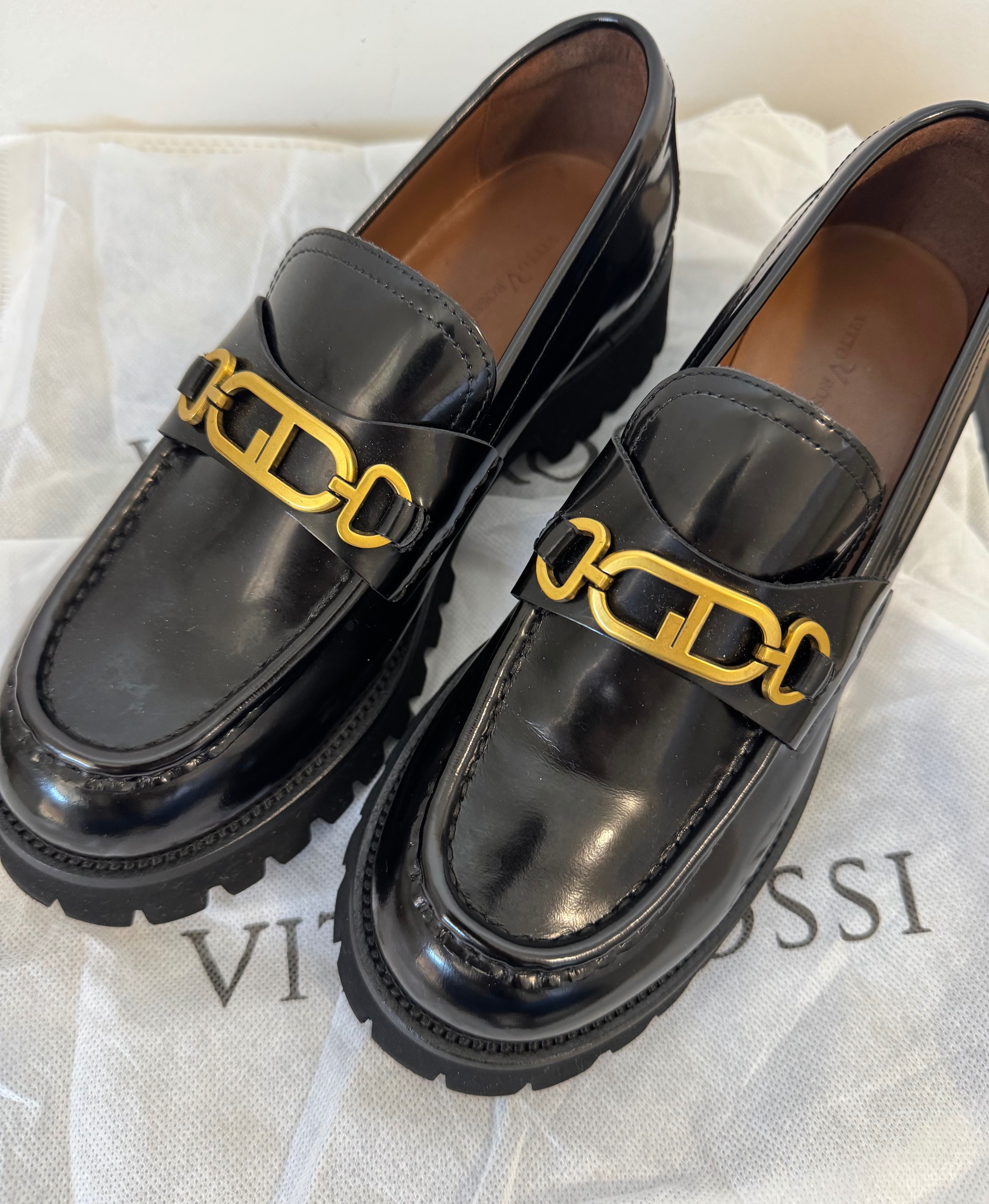 Лакирани лоуфъри в стил CELINE
А