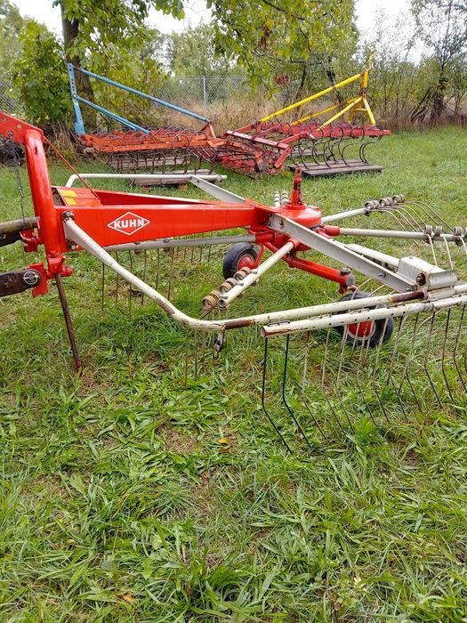 Greblă kuhn pe baie de ulei