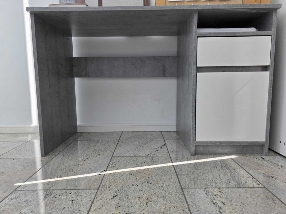 Birou Modern cu Sertare - Design Minimalist (120x53x75cm)