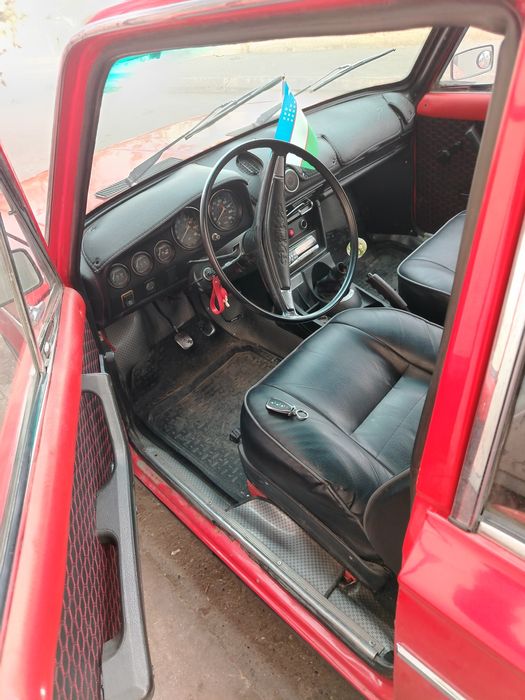 VAZ 2103 yangi kuzuf qilingan ozizimizga minish uchun tayyorlangan