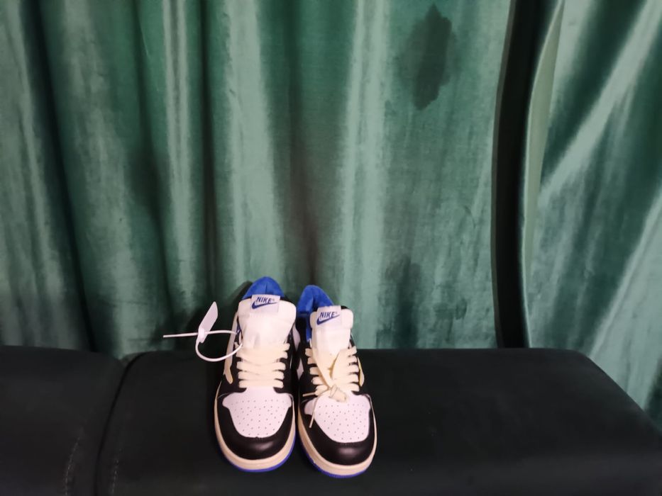 Jordan 1 low travis scott