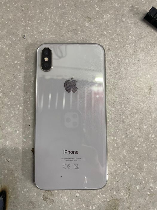 Продам айфон 10 в хорошем состоянии