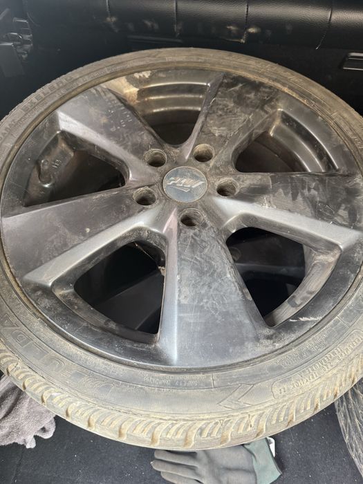 Гуми + джанти 215/45/17