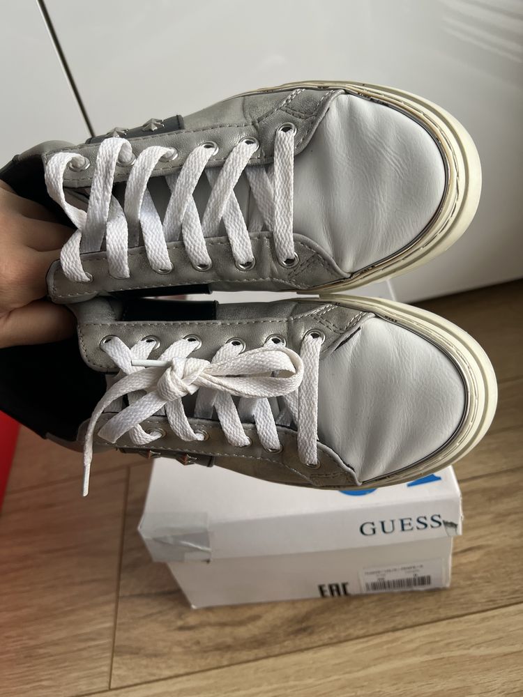 GUESS кецове, 39 номер
