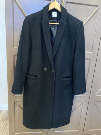 Продам шерстяное женское пальто бренда Promod