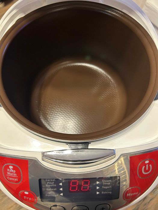 Мултикукър Tefal, 5 л, 12 програми, Таймер, Бял/Червен