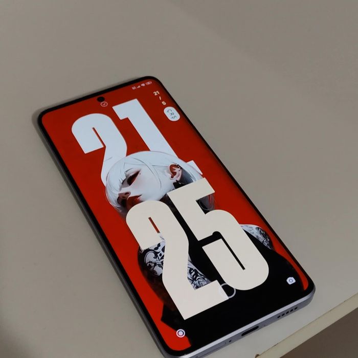 Продавам Redmi note 13 pro + 5G! 12+12GB RAM 512GB