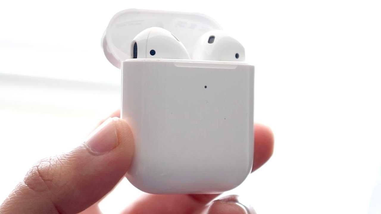 ОПТОВЫМ ЦЕНАМ КАЧЕСТВЕННЫЙ  Airpods 2.2  + гарантия + доставка