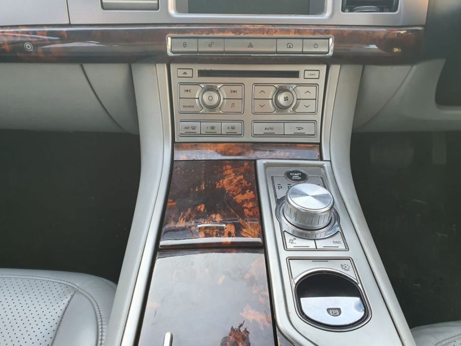 MODUL CLIMATRONIC JAGUAR XF