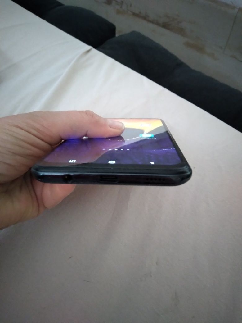 Samsung galaxy A50