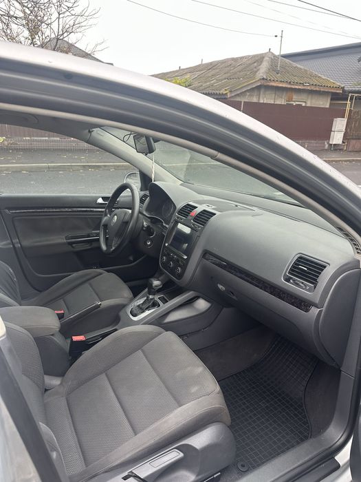 Golf 5 Cutie automata