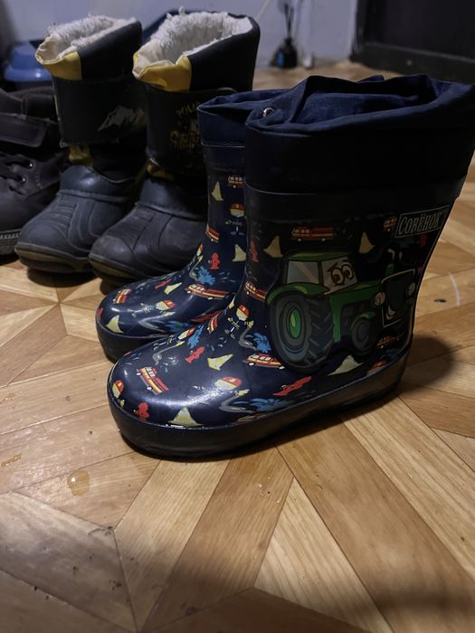 Сапоги, ботинки на мальчика осенние