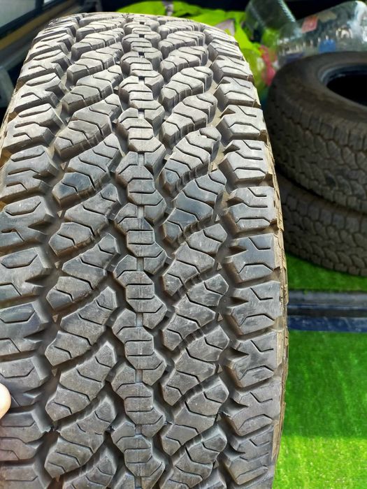 Гуми - General grabber at 205/70/15